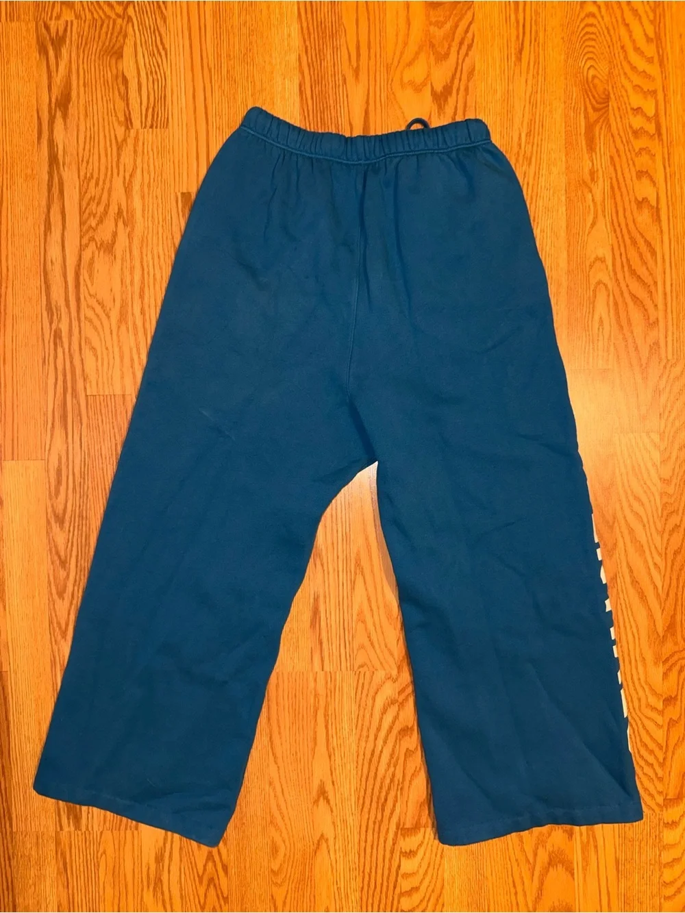 Knicks NBA x Fear of God Essentials Sweatpants